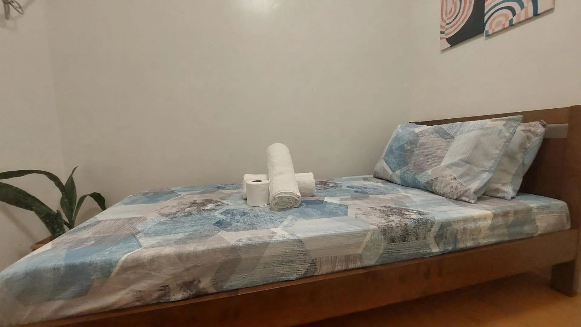 Wanderer'S Home At Seawind Condo Near Davao Airport 0*,  Philippines